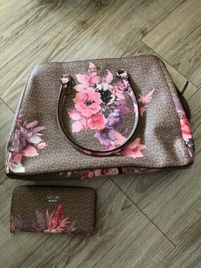 NWT Vintage Guess Floral Purse & Matching Wallet